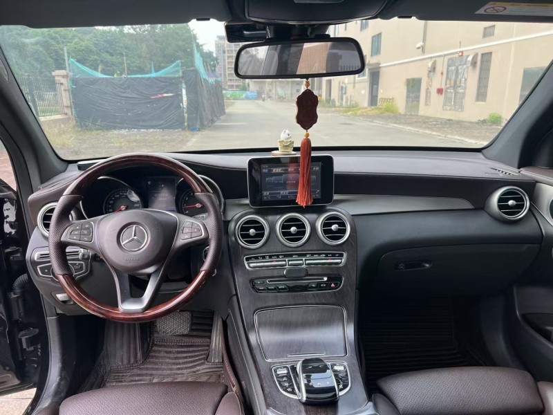 17年江门奔驰GLC