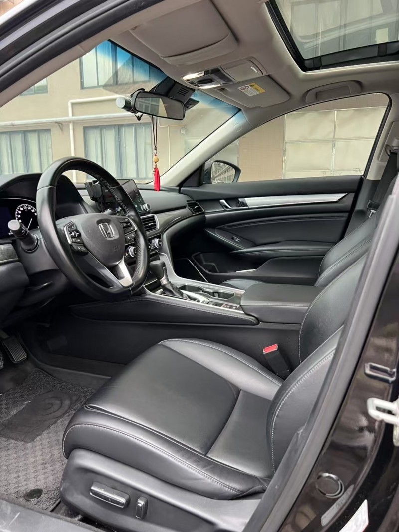 21年江门本田雅阁