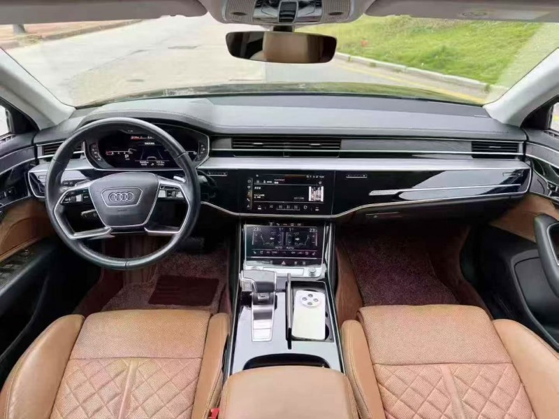 21年三明奥迪A8L