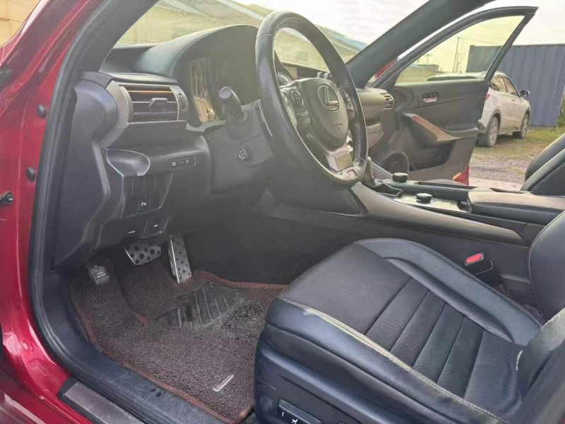 14年徐州雷克萨斯IS