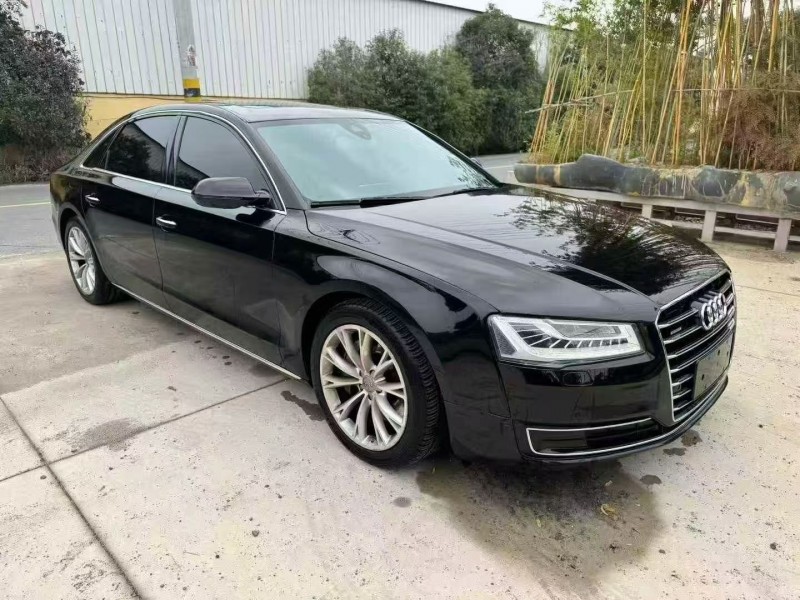 18年枣庄奥迪A8L