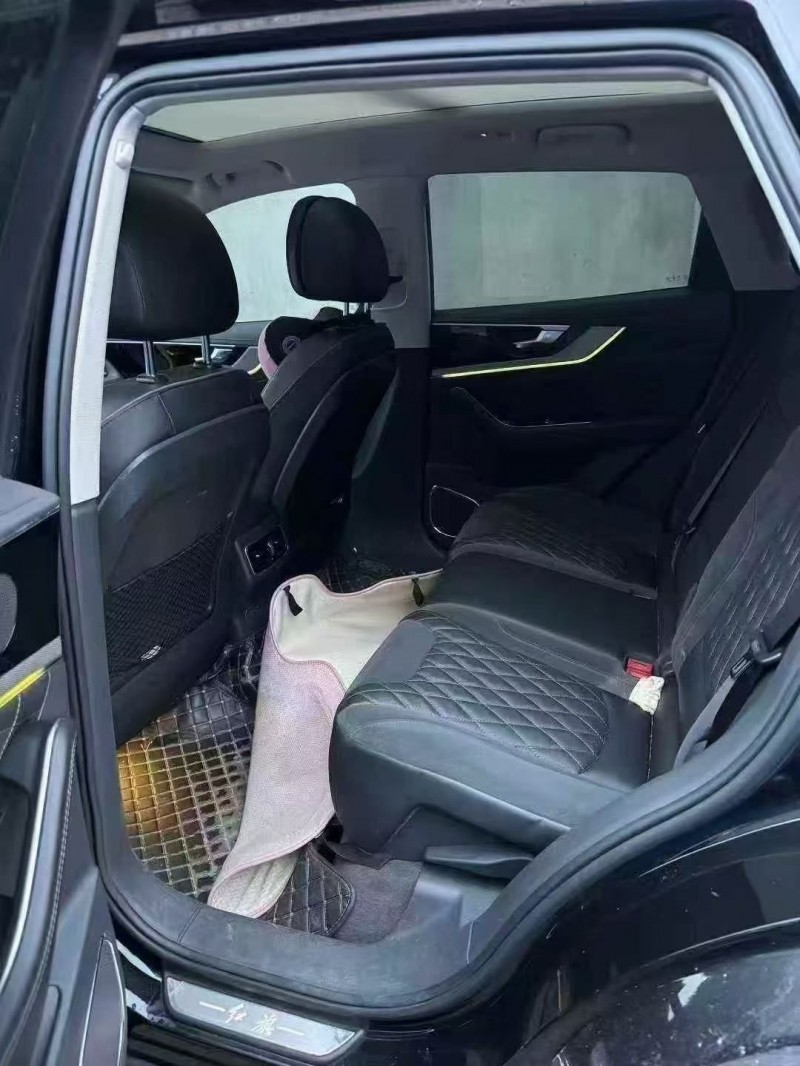 21年嘉兴红旗HS5