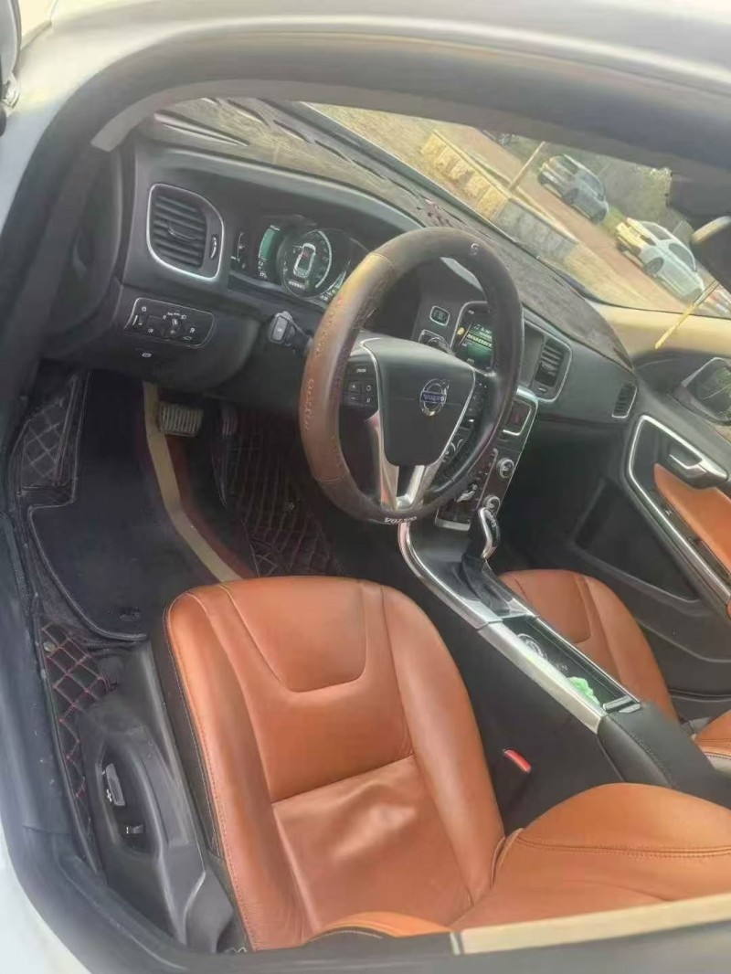 15年东营沃尔沃S60L