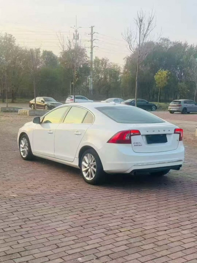 15年东营沃尔沃S60L