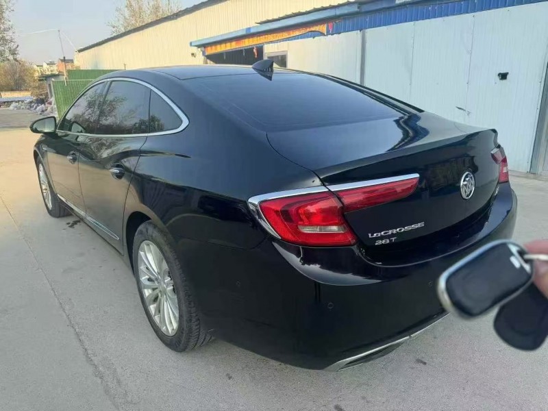 19年烟台别克君越