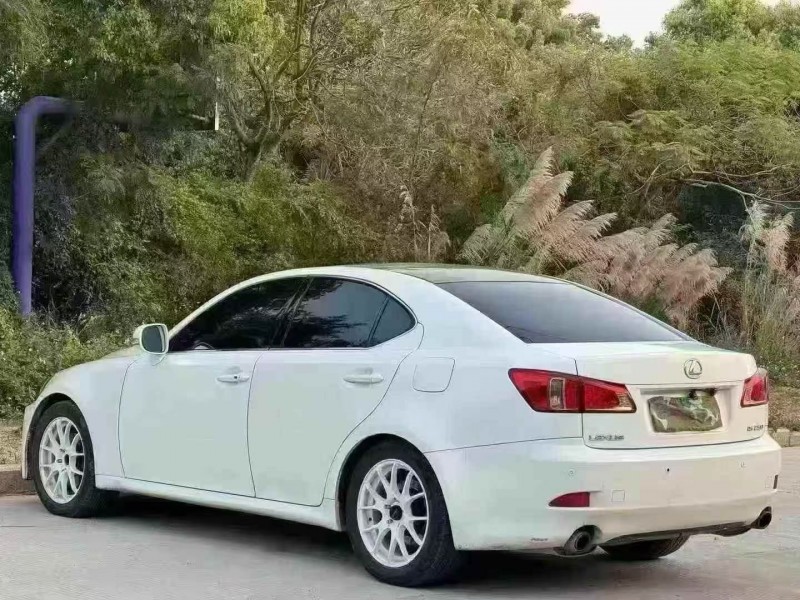 11年珠海雷克萨斯IS