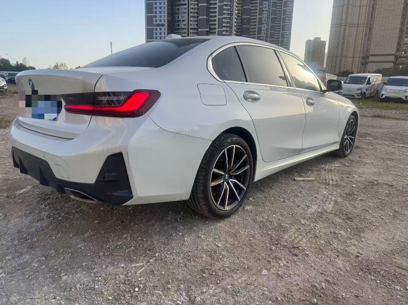 23年武汉宝马3系