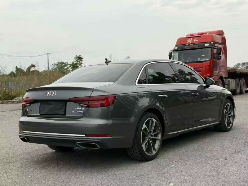 20年柳州奥迪A4L