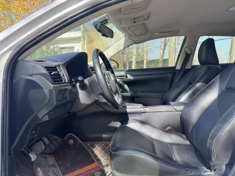 18年安阳雷克萨斯CT