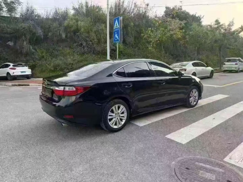 15年梧州雷克萨斯ES