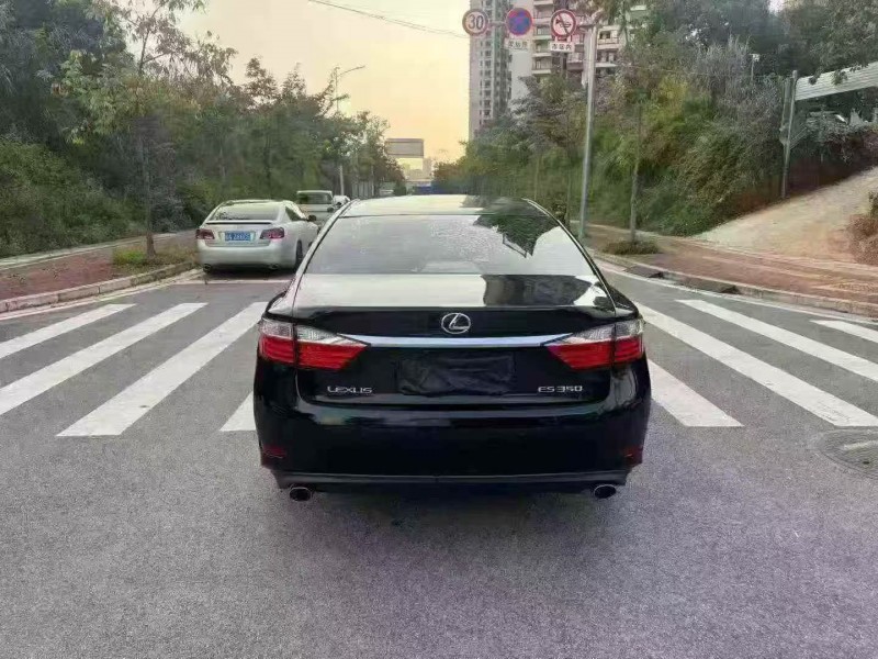 15年梧州雷克萨斯ES