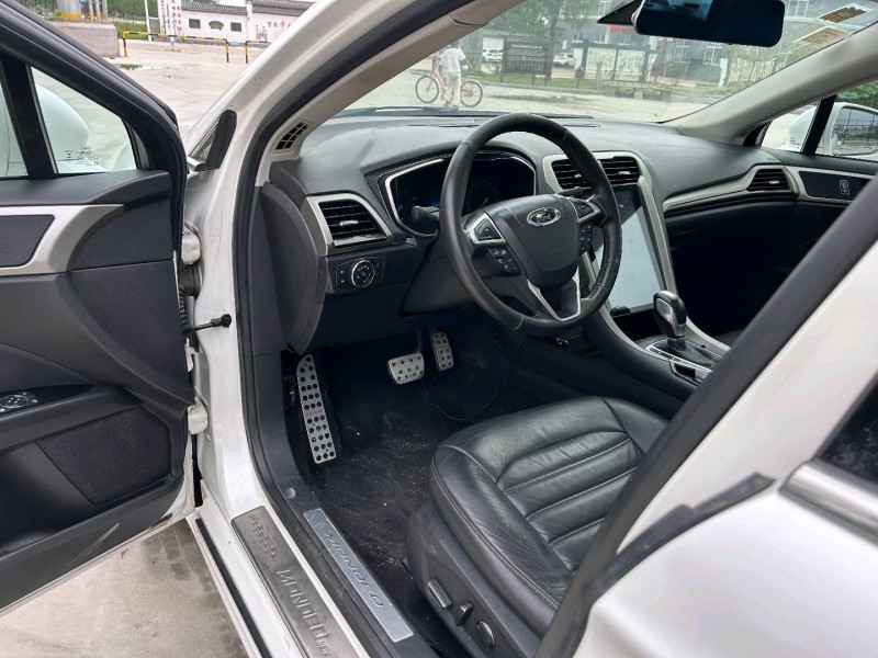 15年徐州福特蒙迪欧