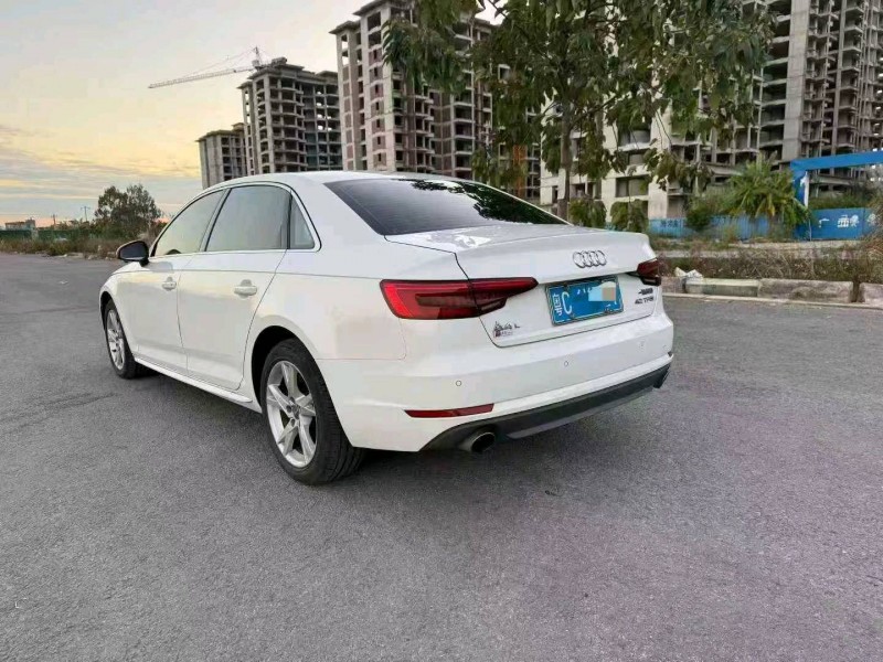 17年柳州奥迪A4L