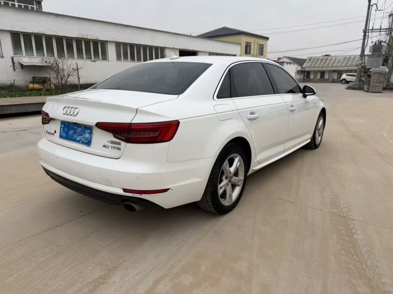 17年连云港奥迪A4L