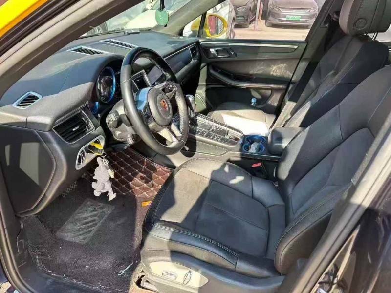 17年淄博保时捷Macan