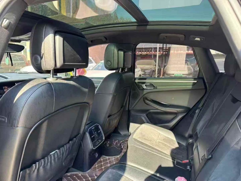 17年淄博保时捷Macan