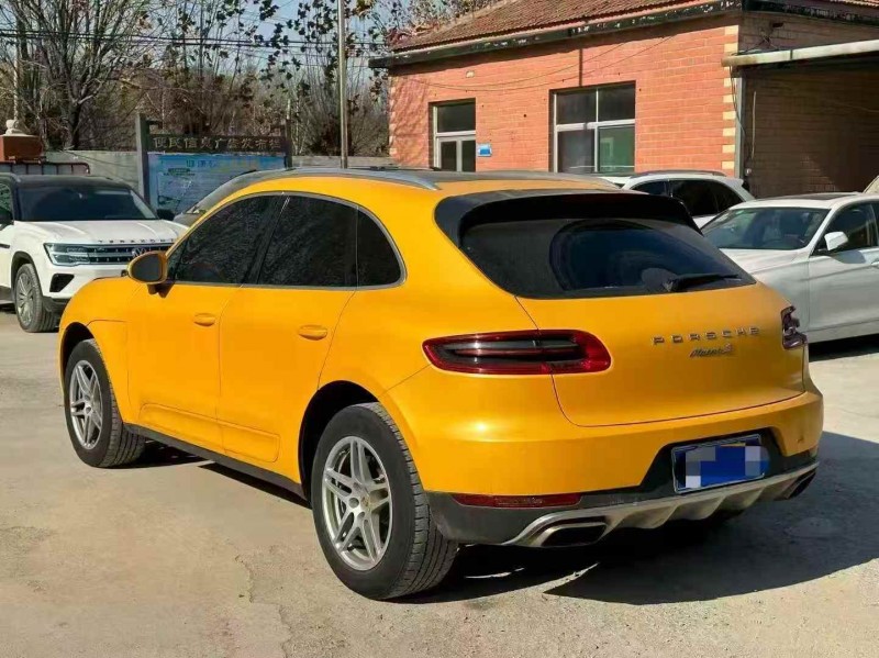 17年淄博保时捷Macan