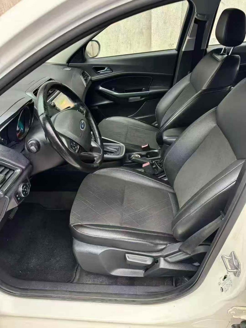 20年绍兴福特福睿斯