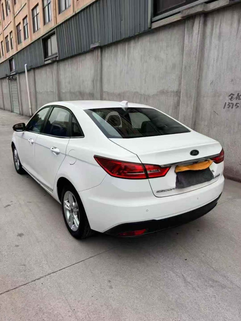 20年绍兴福特福睿斯