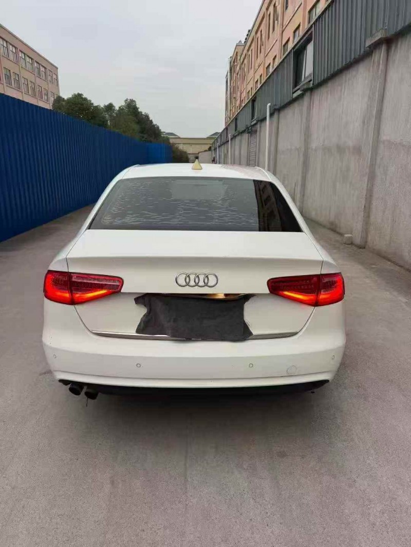 16年衢州奥迪A4L