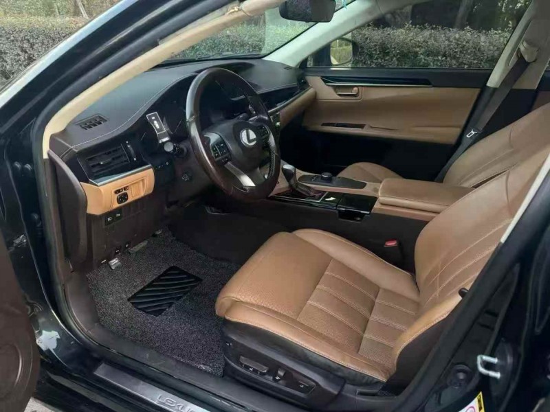 16年枣庄雷克萨斯ES