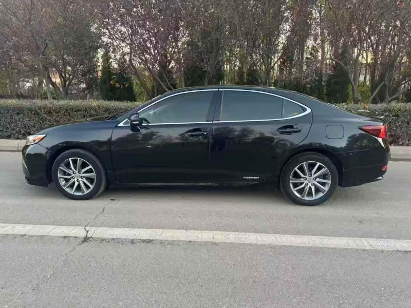 16年枣庄雷克萨斯ES