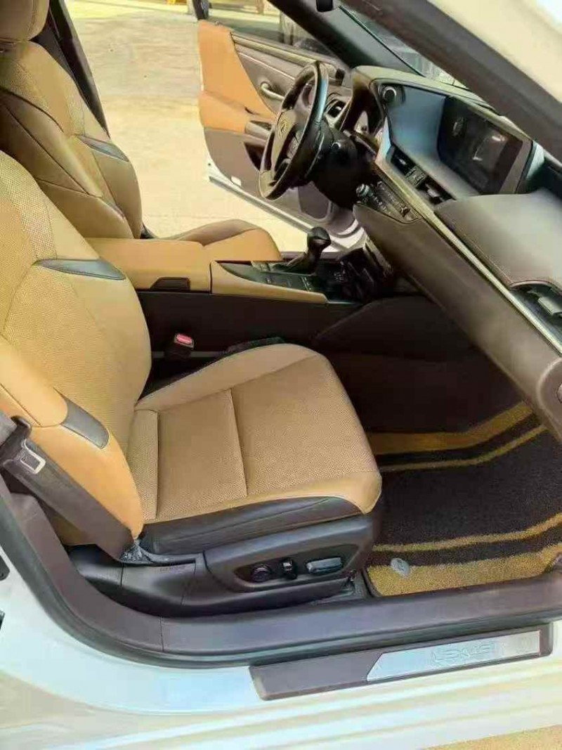 20年梧州雷克萨斯ES