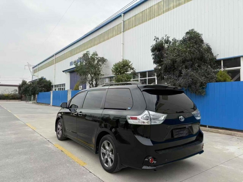 19年枣庄丰田塞纳