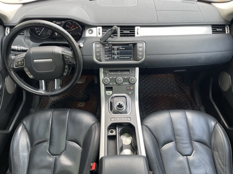 15年济宁路虎揽胜极光