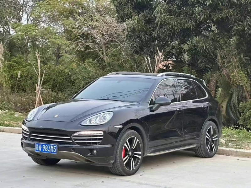 14年汕头保时捷卡宴