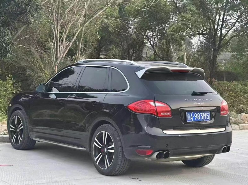 14年汕头保时捷卡宴