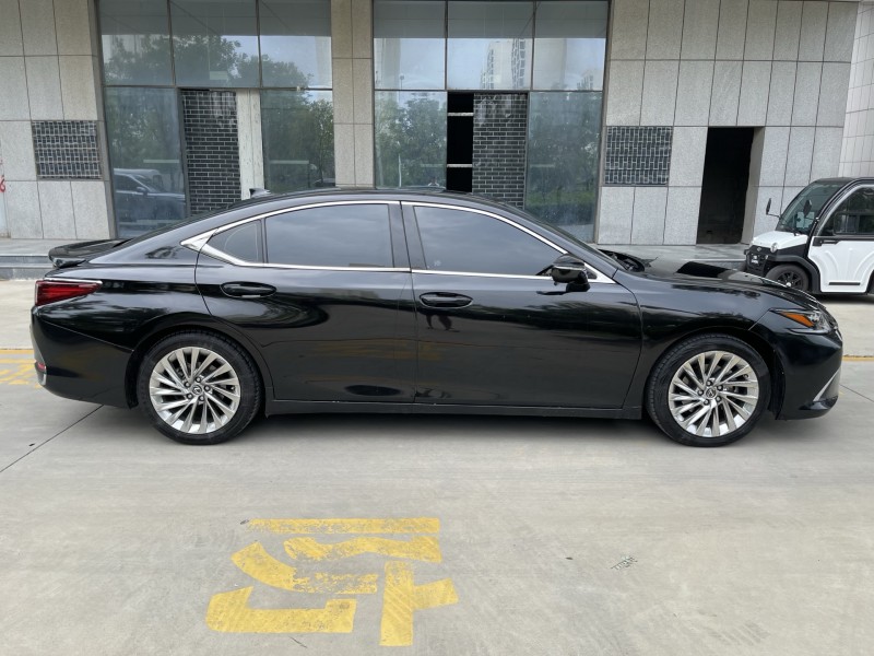 22年济宁雷克萨斯ES