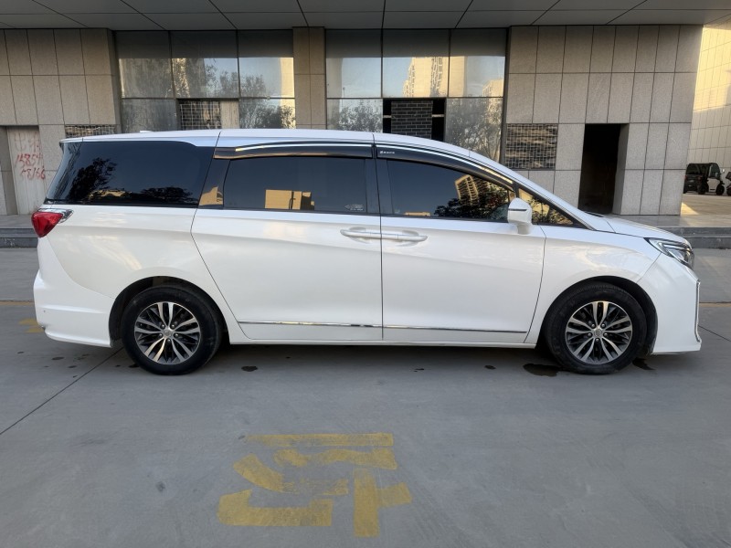 17年济宁别克GL8