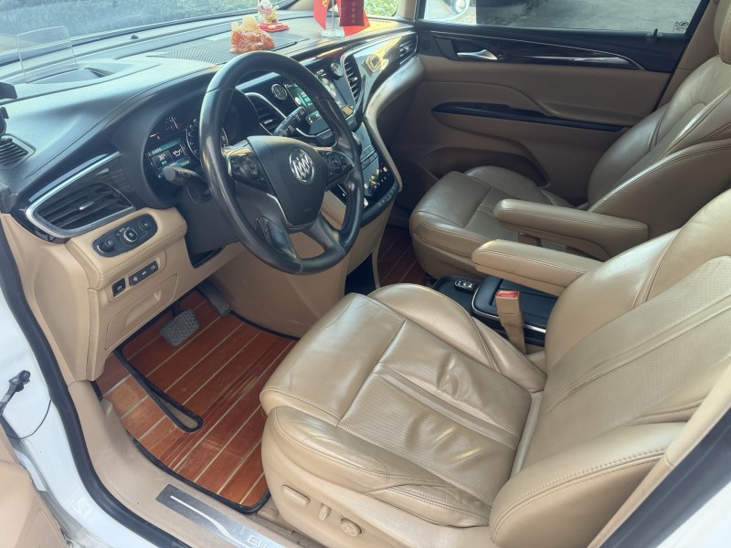 17年济宁别克GL8