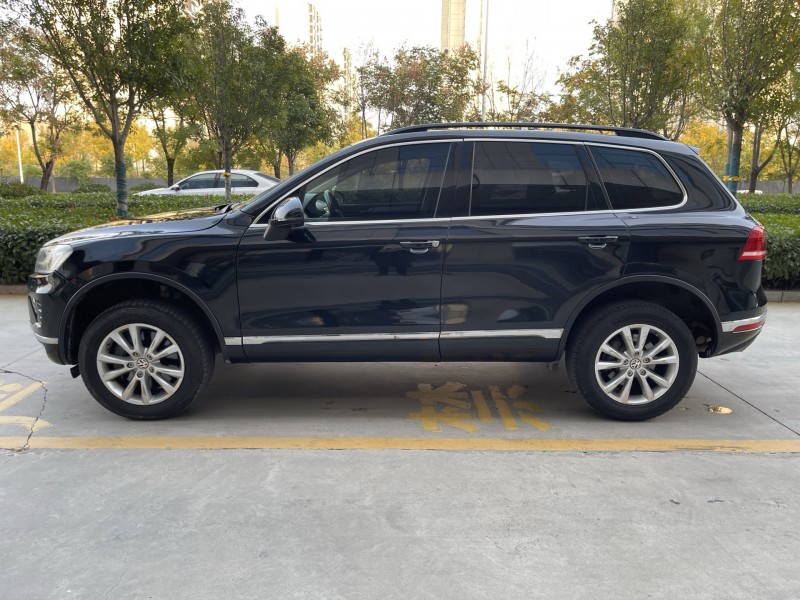 17年济宁大众途锐