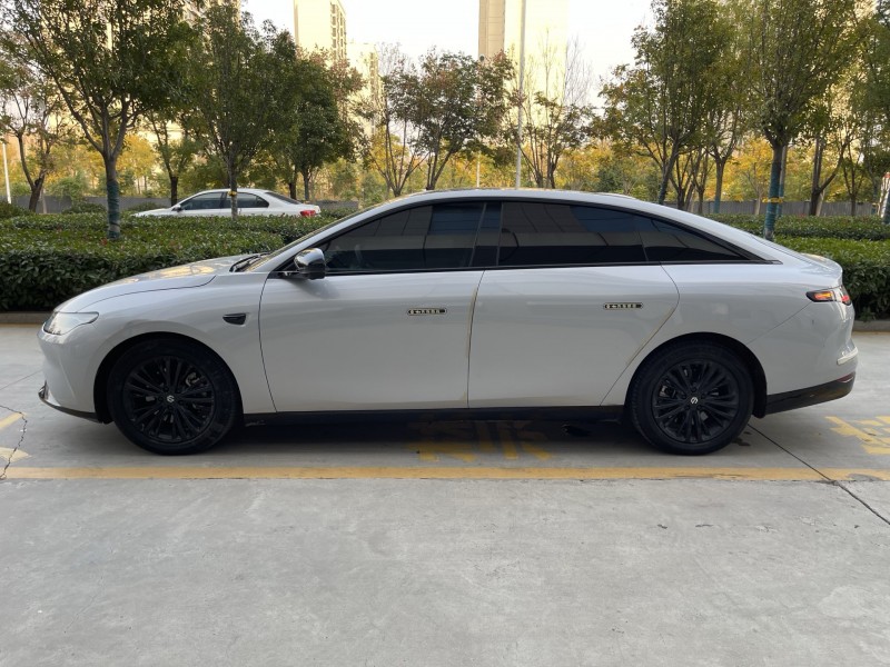 23年济宁零跑汽车C01