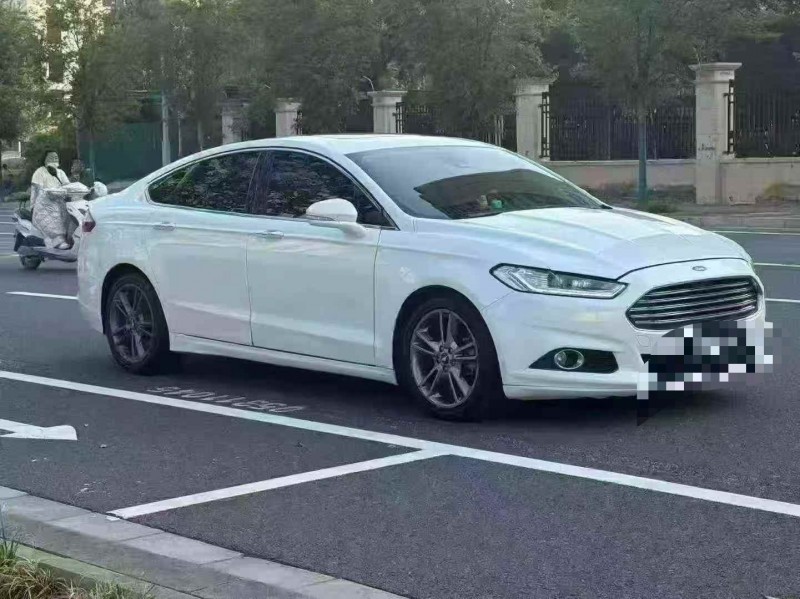 15年郑州福特蒙迪欧