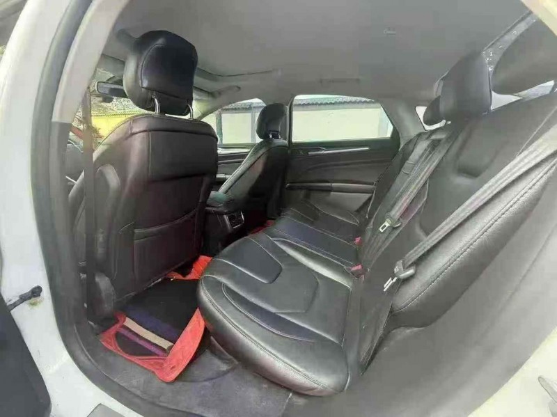 15年郑州福特蒙迪欧