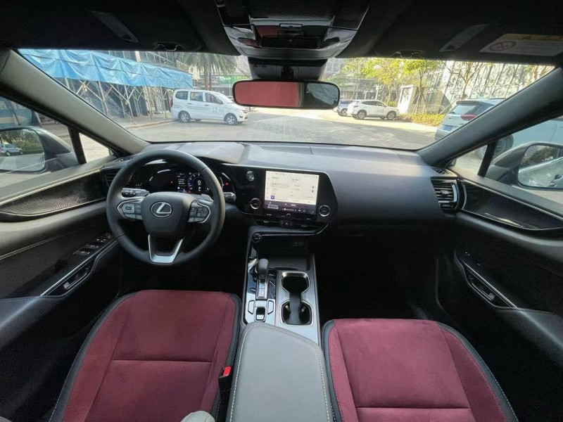 24年佛山雷克萨斯NX