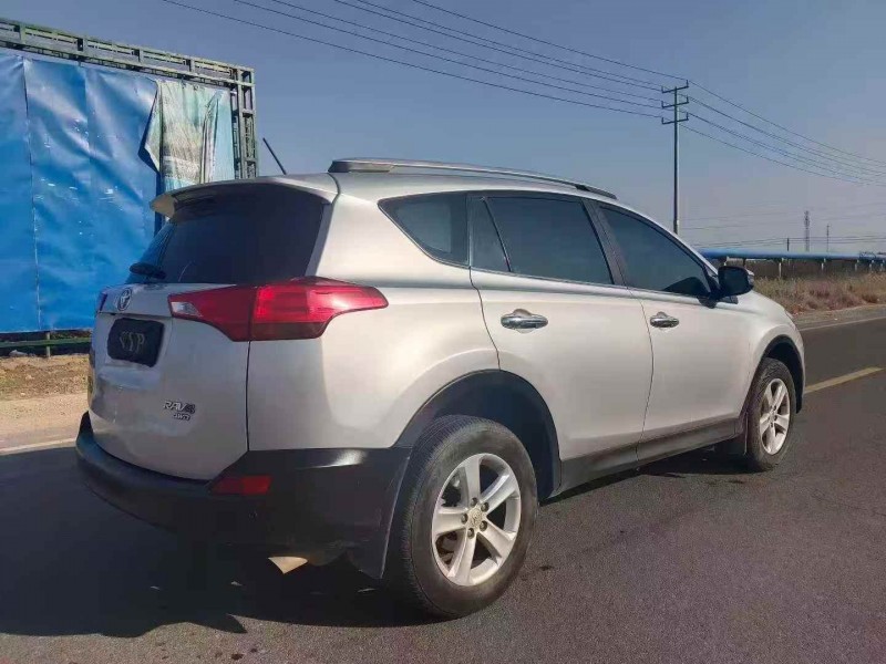 14年烟台丰田RAV4荣放