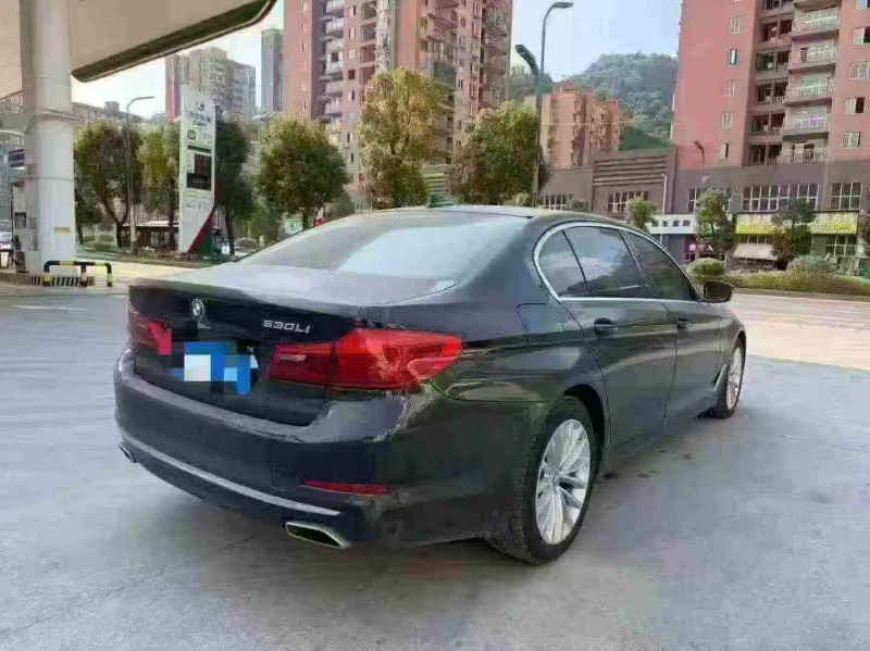 20年重庆市宝马5系