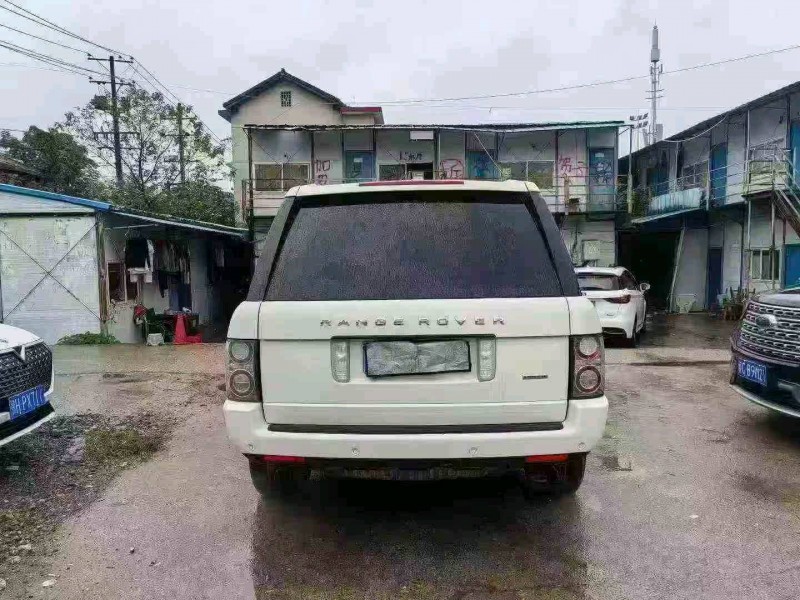 13年长沙路虎揽胜