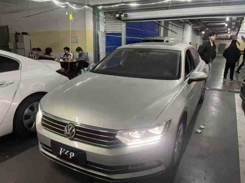 19年重庆市大众迈腾