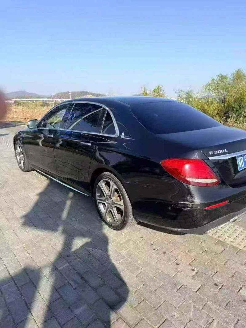 17年温州奔驰E