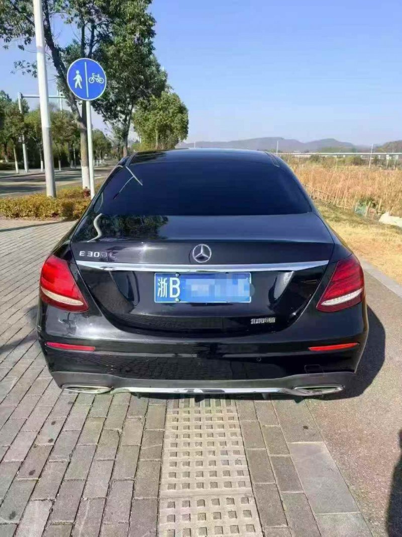 17年温州奔驰E