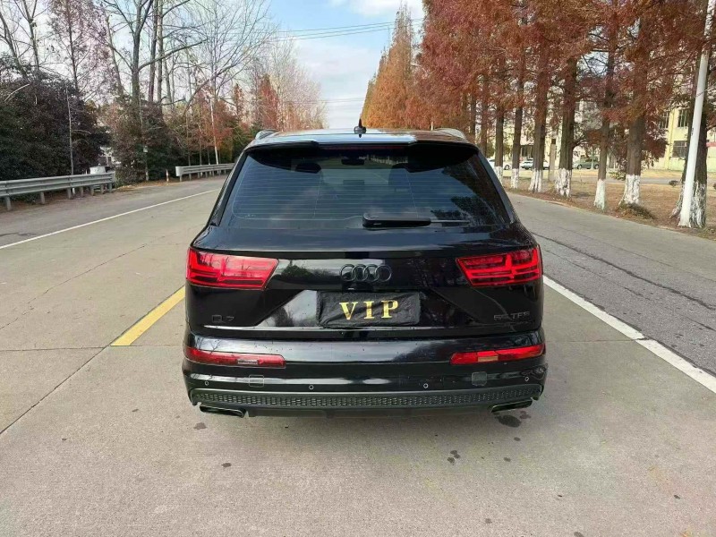 17年徐州奥迪Q7
