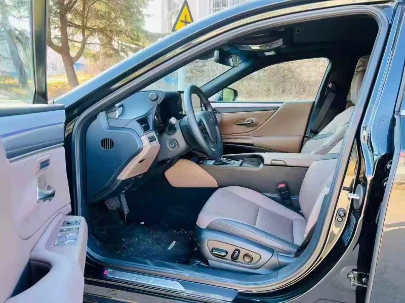 25年济宁雷克萨斯ES