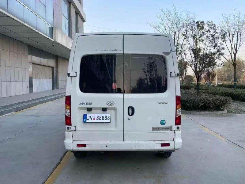 24年济宁大通V80
