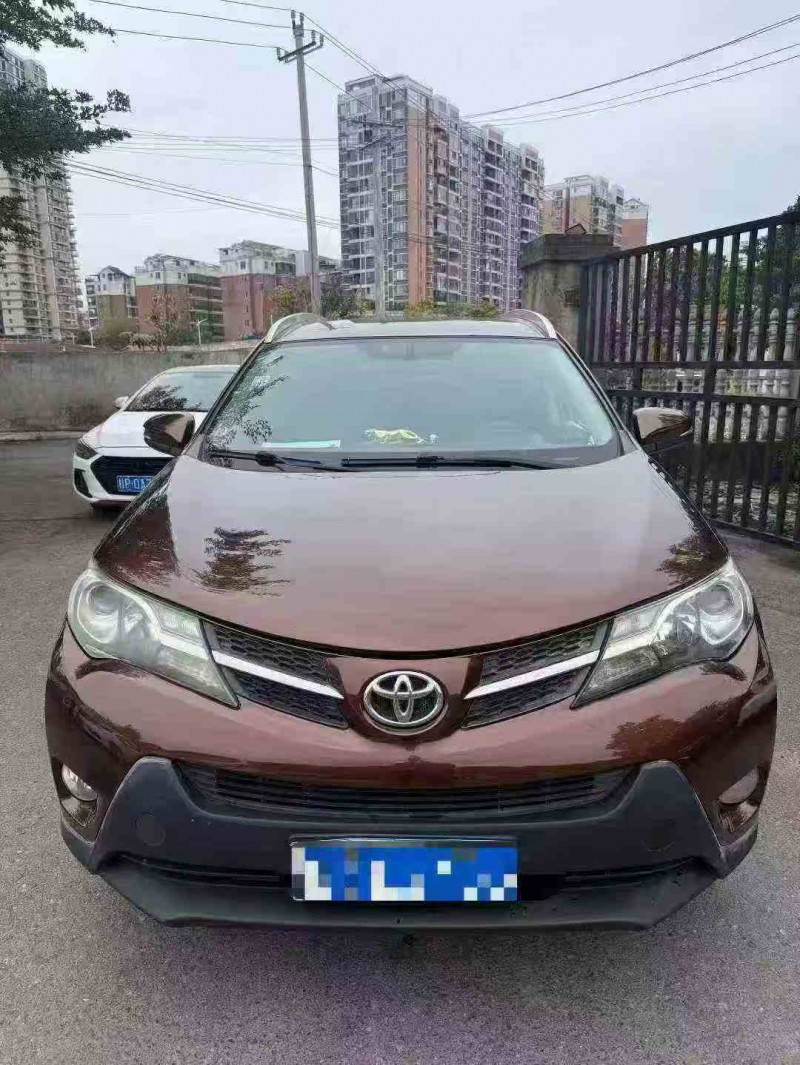 14年钦州丰田RAV4