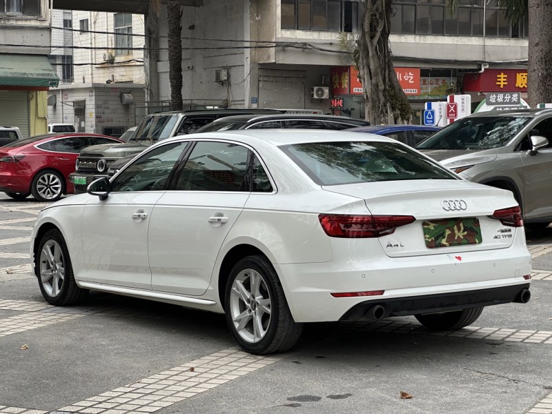 17年东莞市奥迪A4L